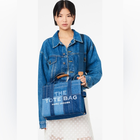Marc Jacobs The Denim Medium Tote Bag, NWT - Picture 7 of 13